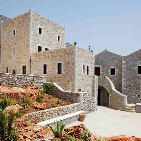 Konukevi Petritis 4*