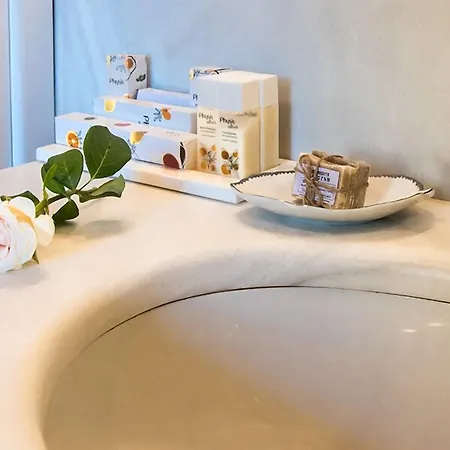 Petritis بيت ضيافة 4*