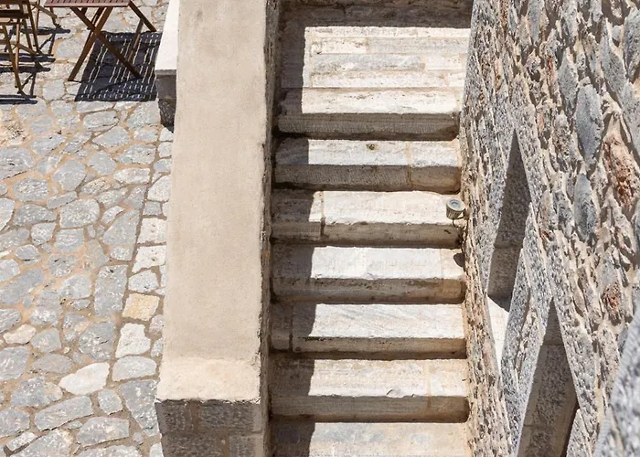 Πανσιόν πετρίτης 4*