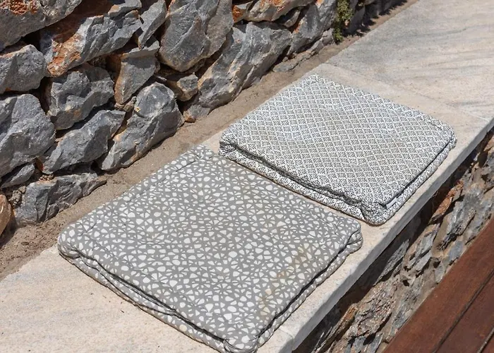 Πανσιόν πετρίτης Οίτυλο