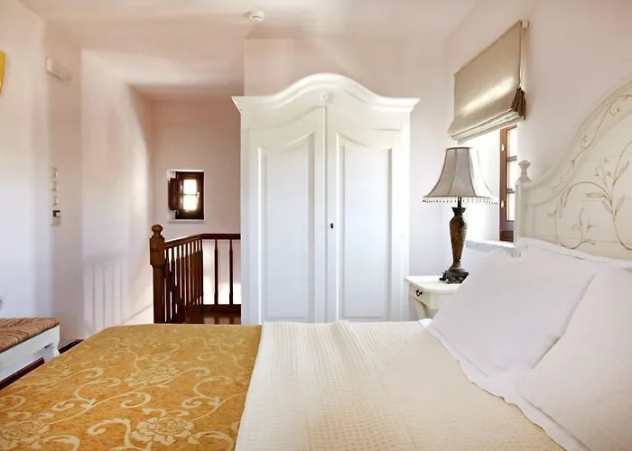 πετρίτης 4* Οίτυλο